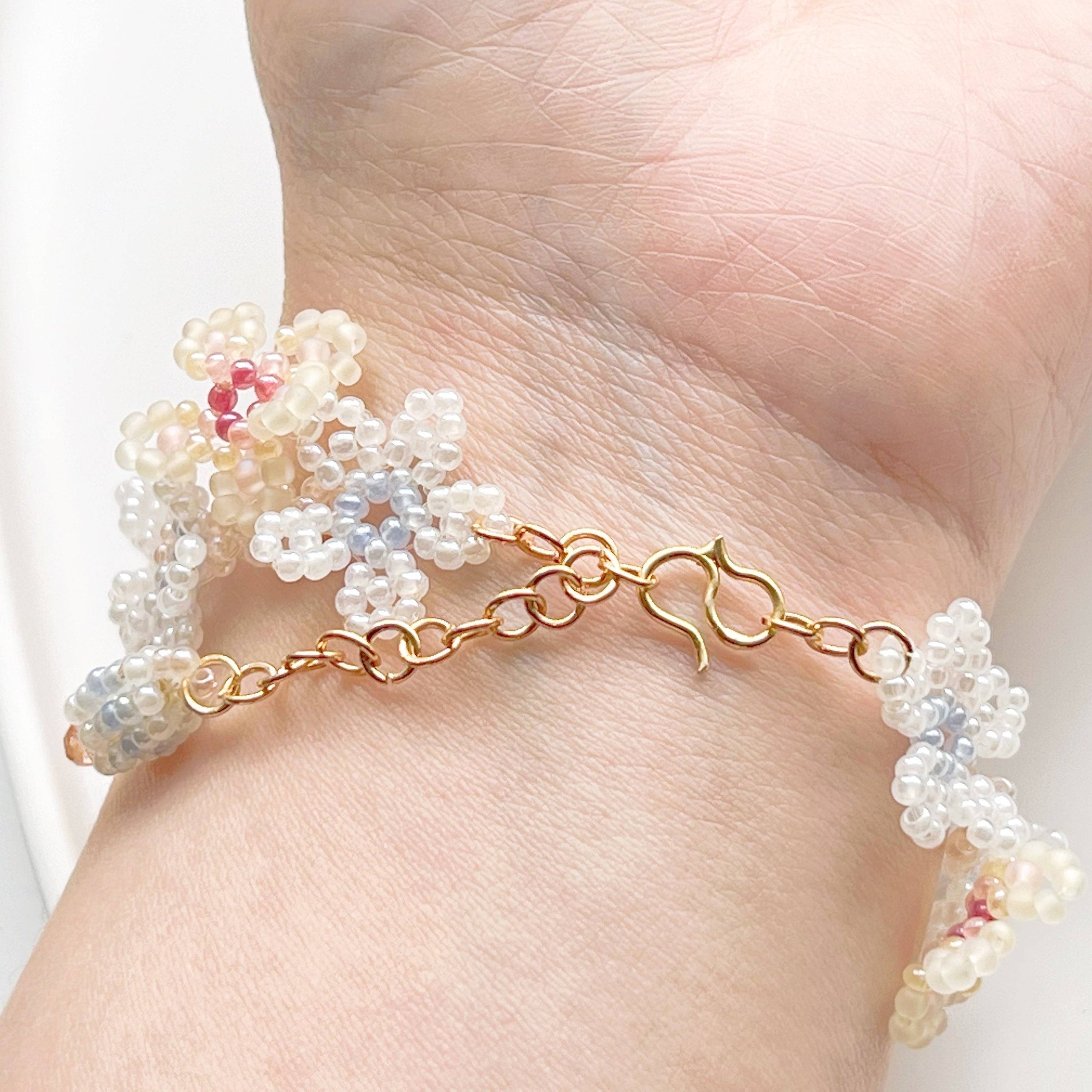 Daisy Chain Beaded Bracelet
